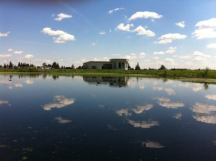 Hunters_green_golf_clubhouse