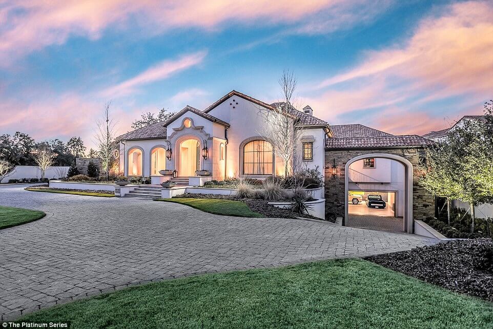 Jordan Spieth Home - Front