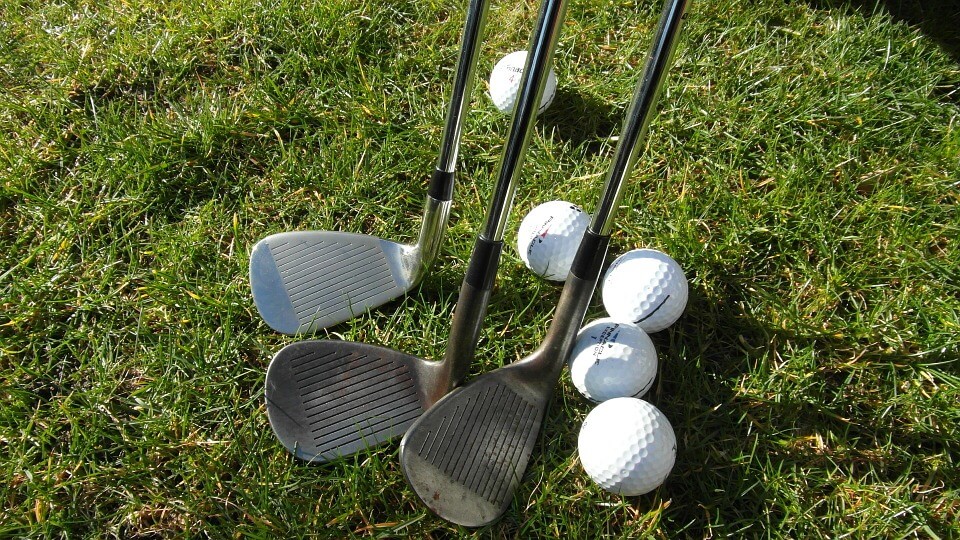 What is the Centre of Gravity and Moment of Inertia on a Golf Club